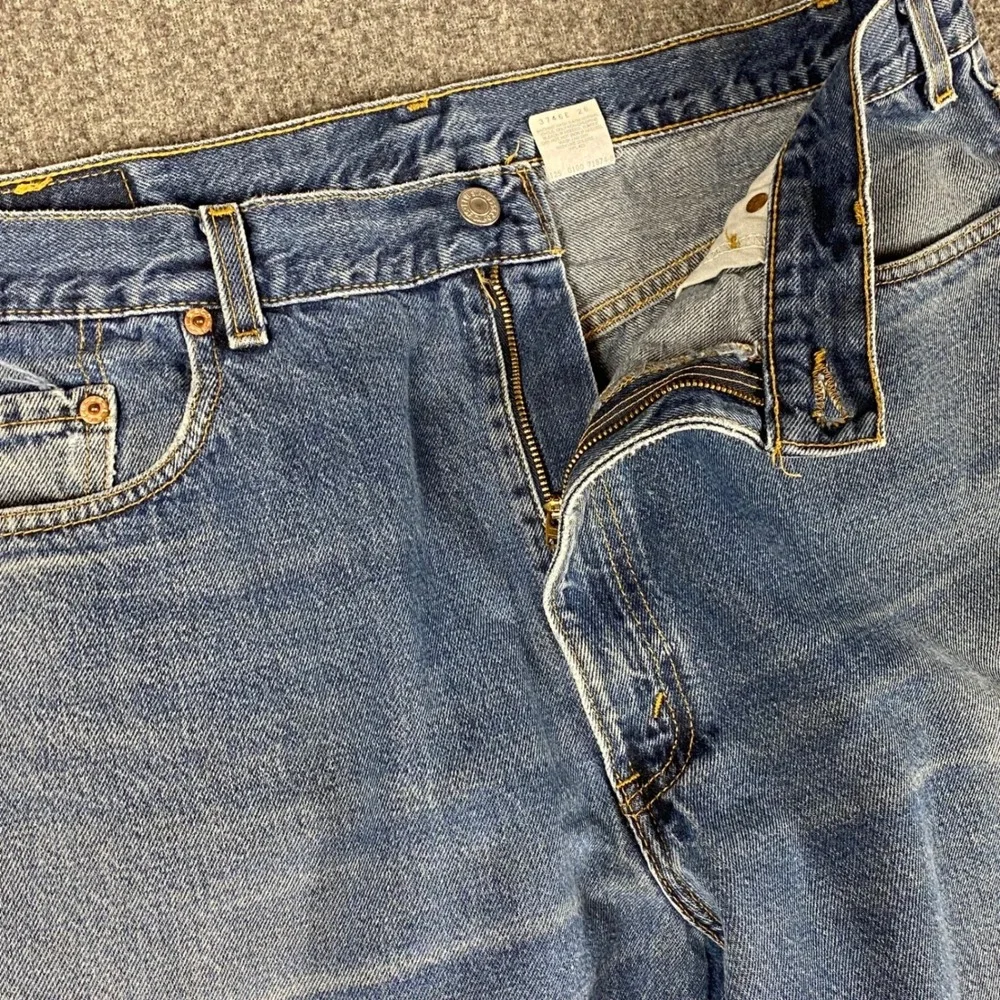 Vintage Levis 550 Relaxed Fit Jeans Mens 40x32 Blue Denim Tapered Leg 90s‎ y2k